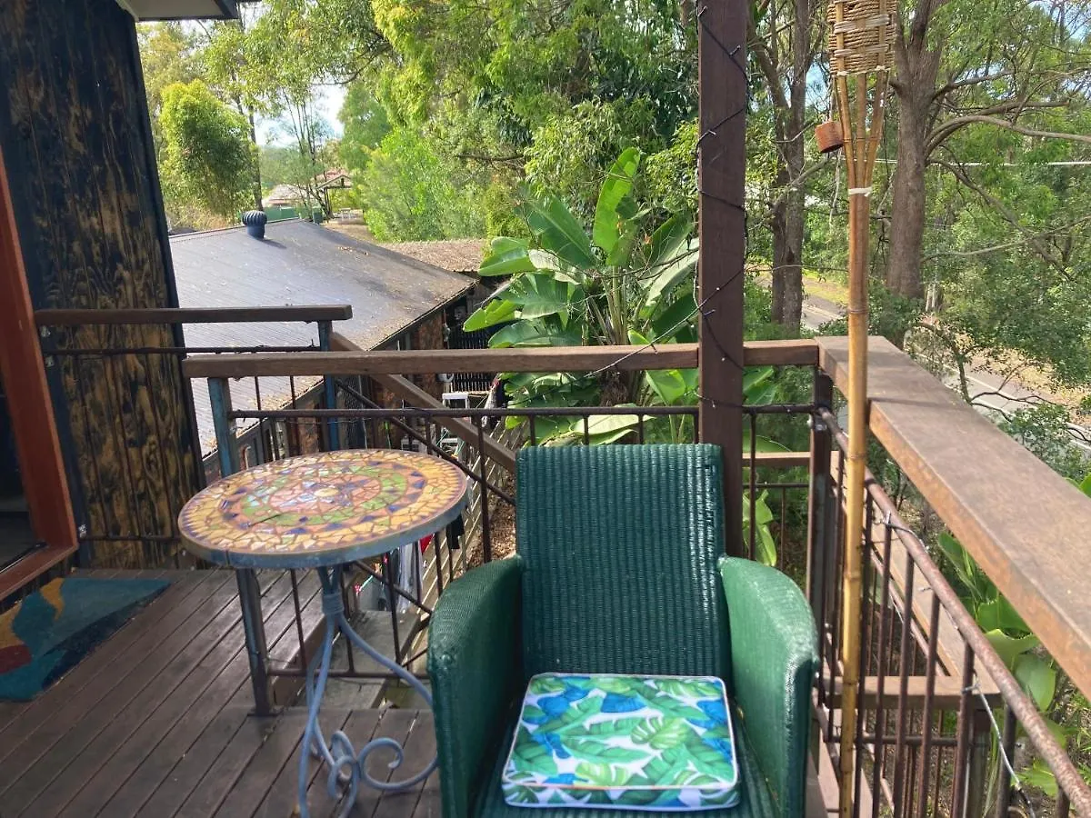 Beautifully Elevated Treehouse Apartment Buderim