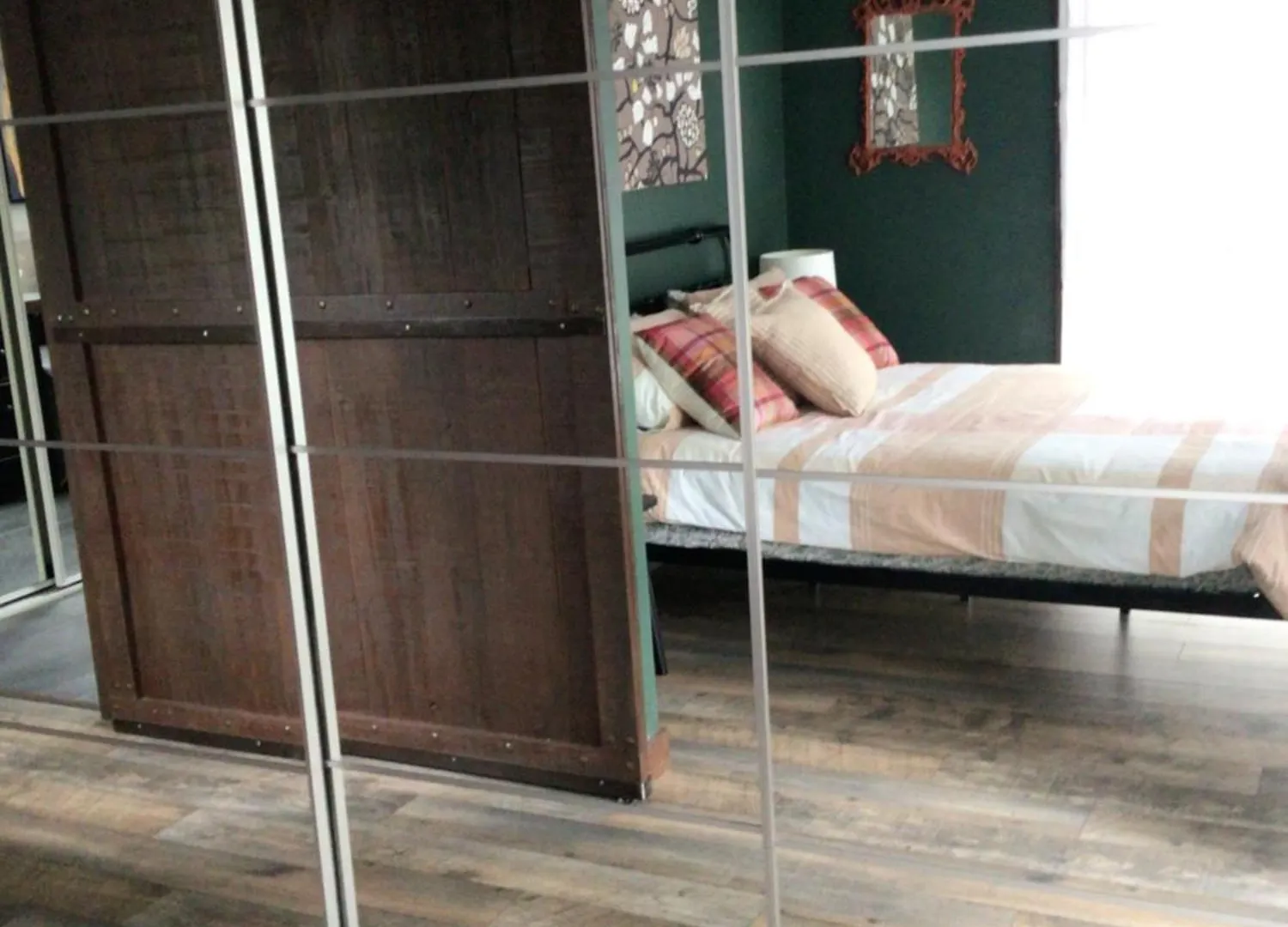 Beautifully Elevated Treehouse Apartment Buderim